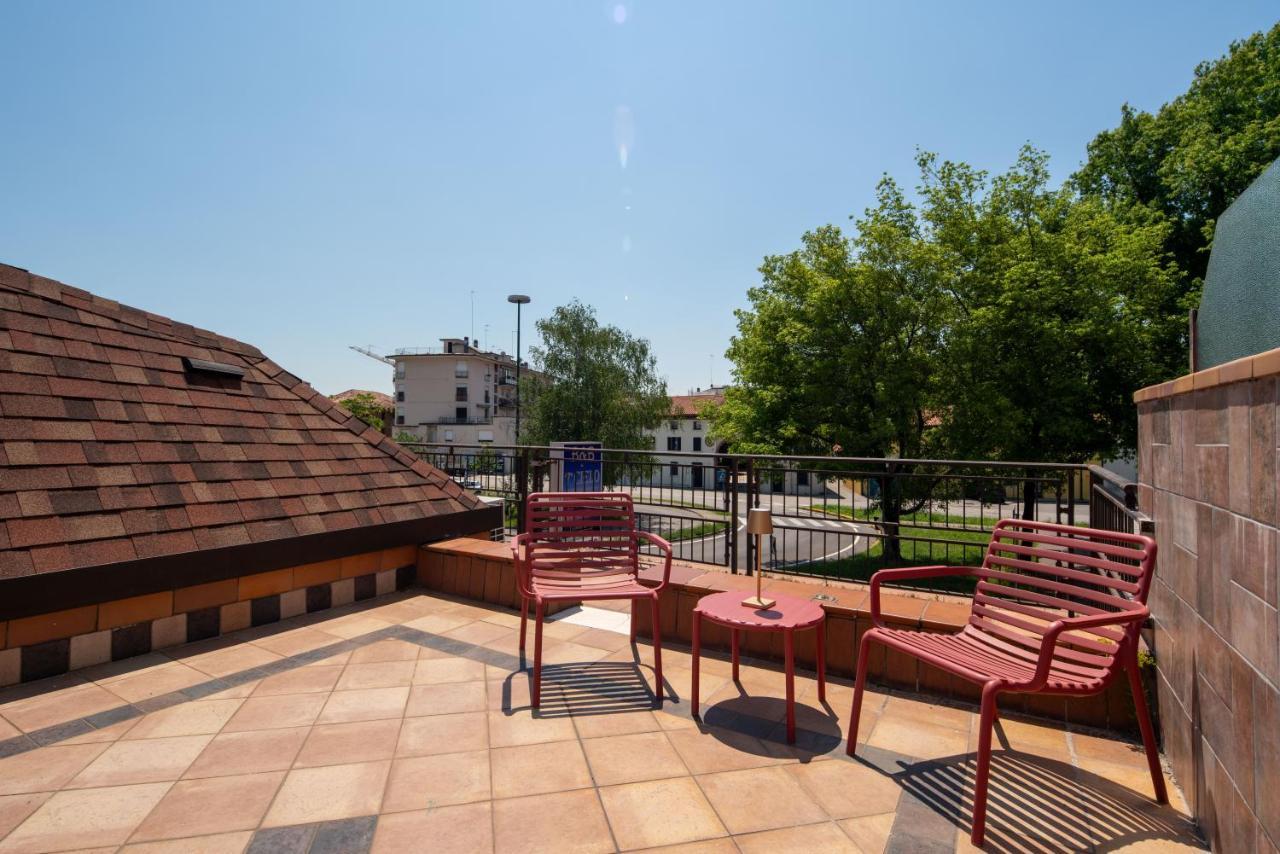 7° Cielo Apartment - Venezia - Mestre With Terrace 외부 사진